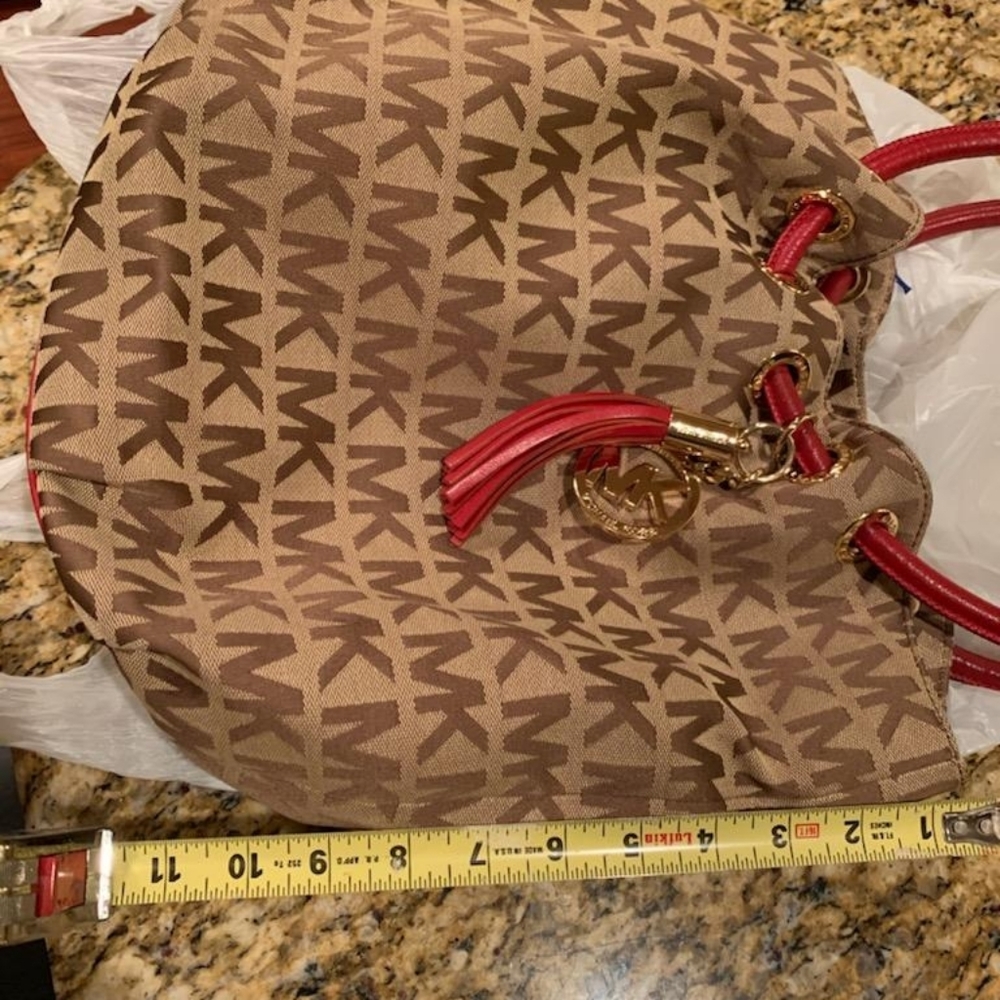 Purse - Picture 5 of 7